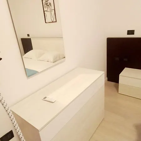 Art 1 Apartment Durres