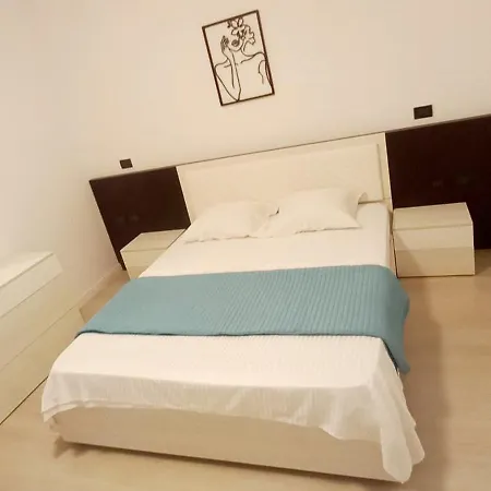 Art 1 Apartment Durres